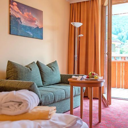 Vivea Gesundheitshotel Bad Goisern 바드고이세른 외부 사진
